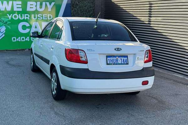 2005 Kia Rio  JB