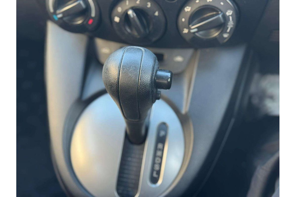 2010 Mazda 2 Neo DE Series 1