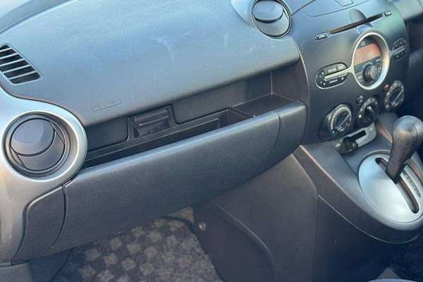 2010 Mazda 2 Neo DE Series 1