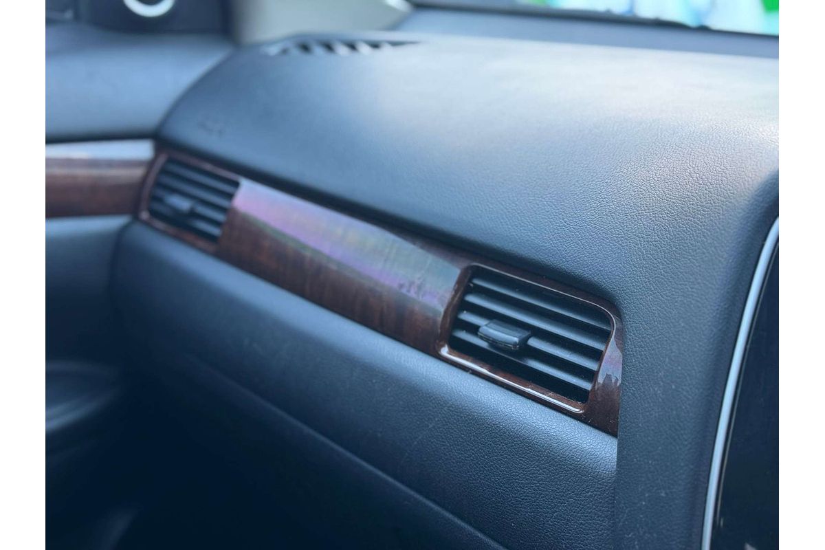 2013 Mitsubishi Outlander Aspire ZJ
