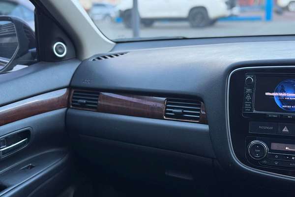 2013 Mitsubishi Outlander Aspire ZJ