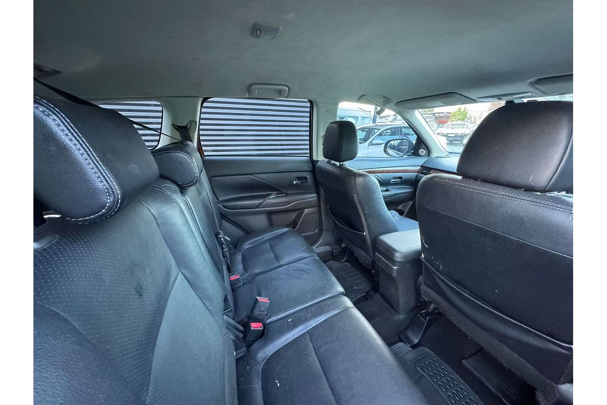 2013 Mitsubishi Outlander Aspire ZJ