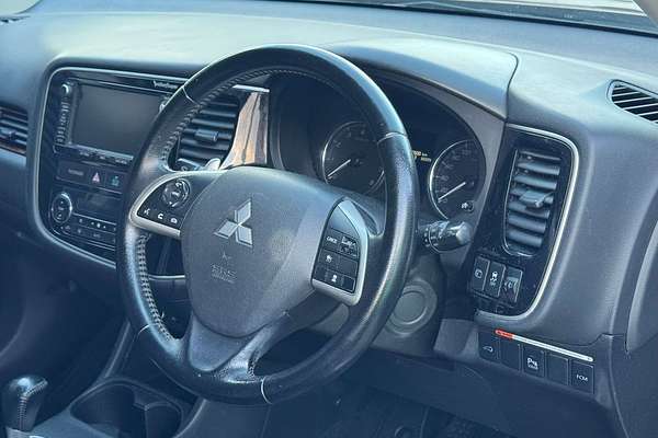 2013 Mitsubishi Outlander Aspire ZJ