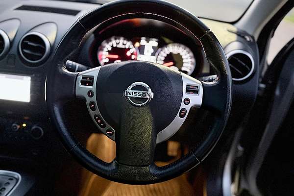 2013 Nissan Dualis Ti-L J10 Series 3