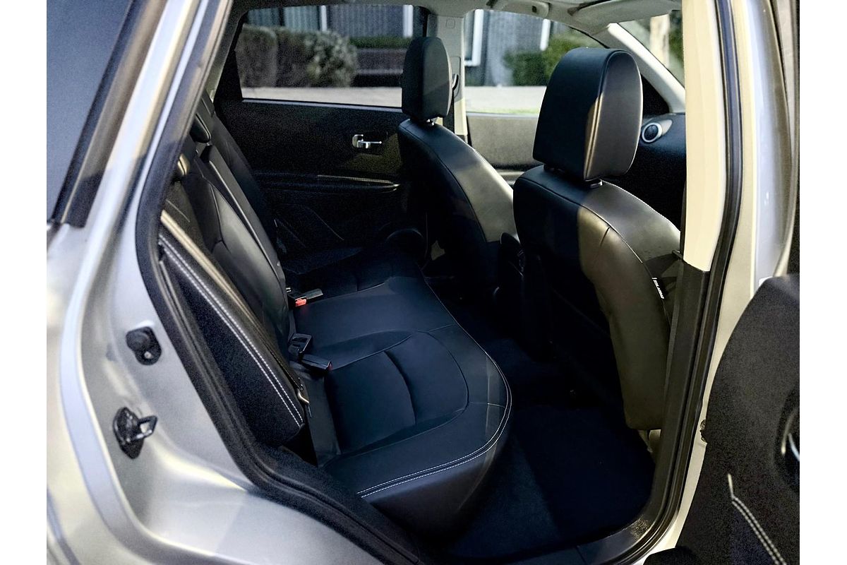 2013 Nissan Dualis Ti-L J10 Series 3