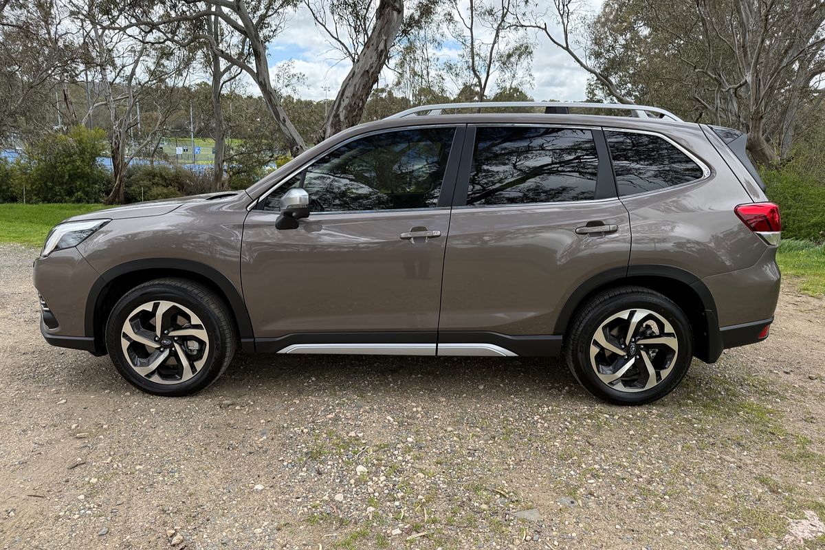 2024 Subaru Forester 2.5i-S S5