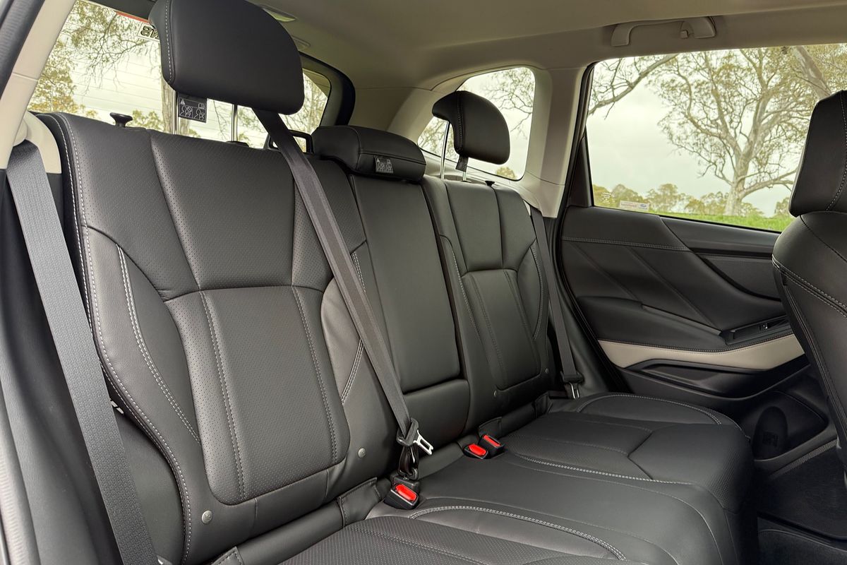 2024 Subaru Forester 2.5i-S S5