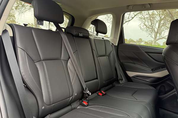 2024 Subaru Forester 2.5i-S S5