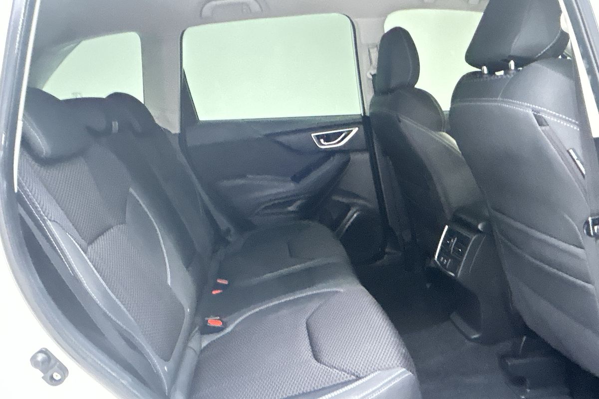 2020 Subaru Forester 2.5i Premium S5