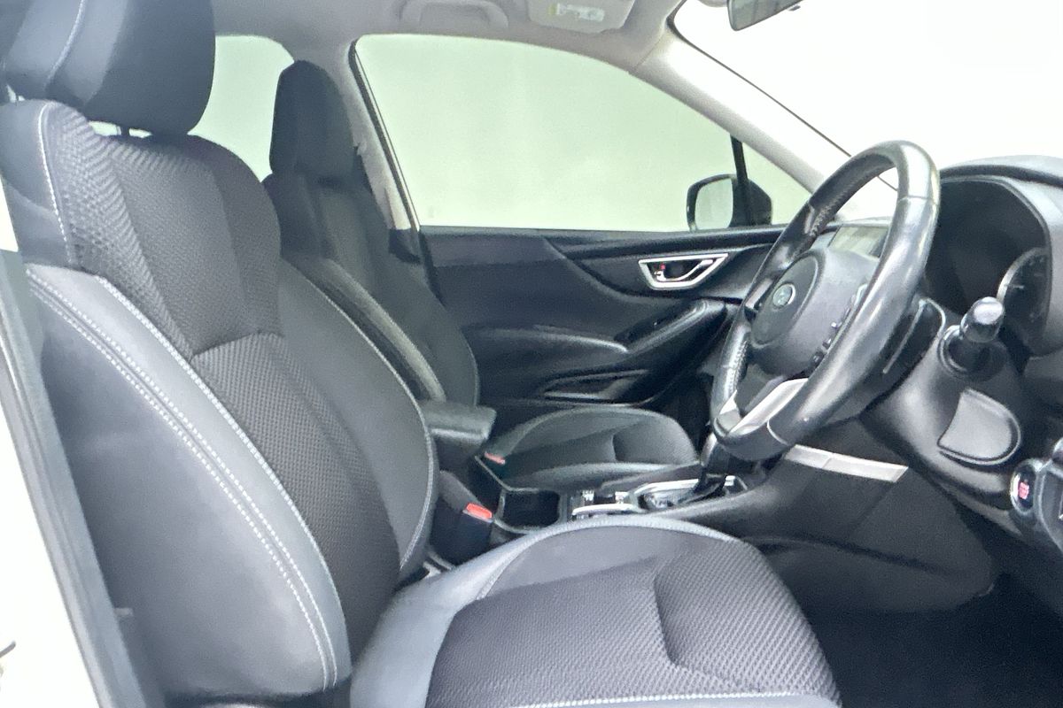 2020 Subaru Forester 2.5i Premium S5