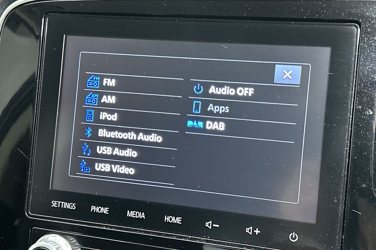 2020 Mitsubishi Outlander LS ZL