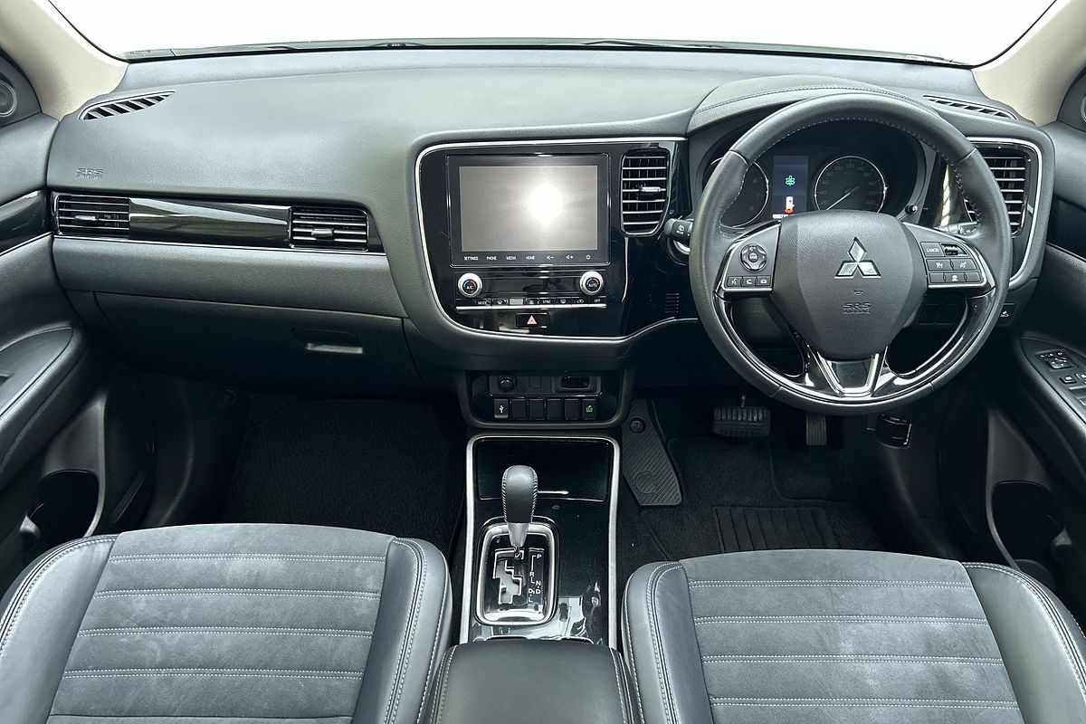 2020 Mitsubishi Outlander LS ZL