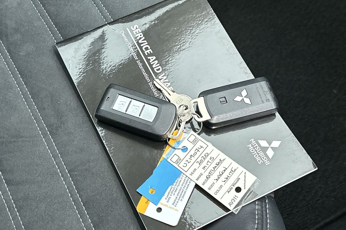 2020 Mitsubishi Outlander LS ZL