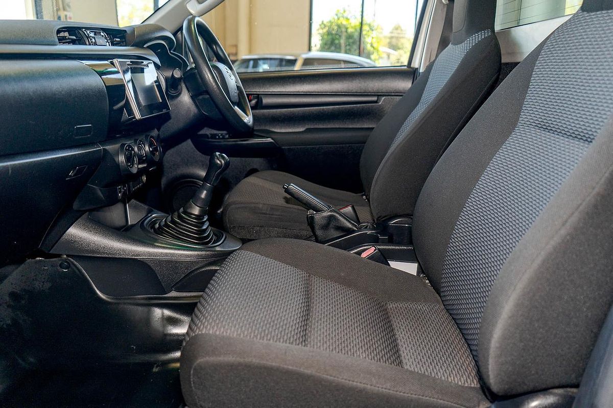 2017 Toyota Hilux Workmate GUN122R Rear Wheel Drive