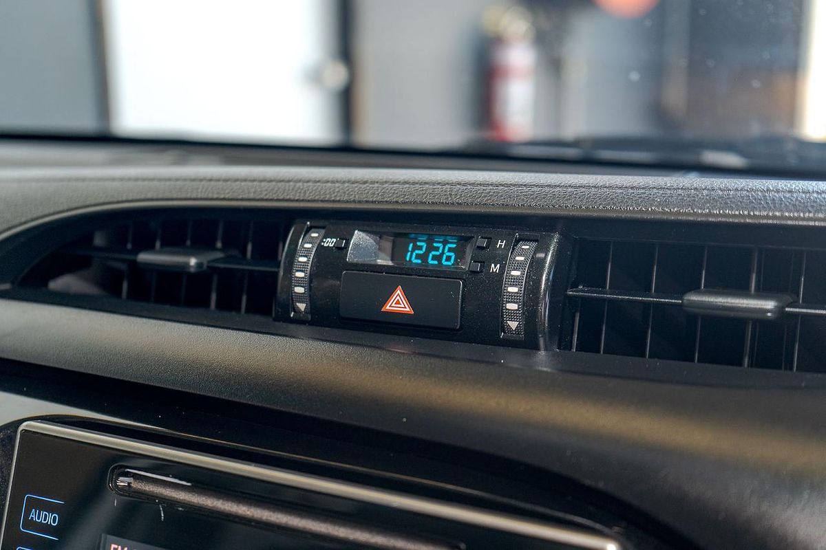 2017 Toyota Hilux Workmate GUN122R Rear Wheel Drive