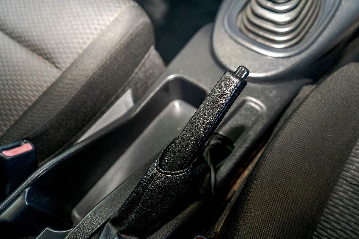 2017 Toyota Hilux Workmate GUN122R Rear Wheel Drive