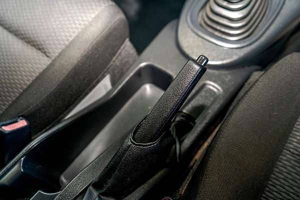 2017 Toyota Hilux Workmate GUN122R Rear Wheel Drive