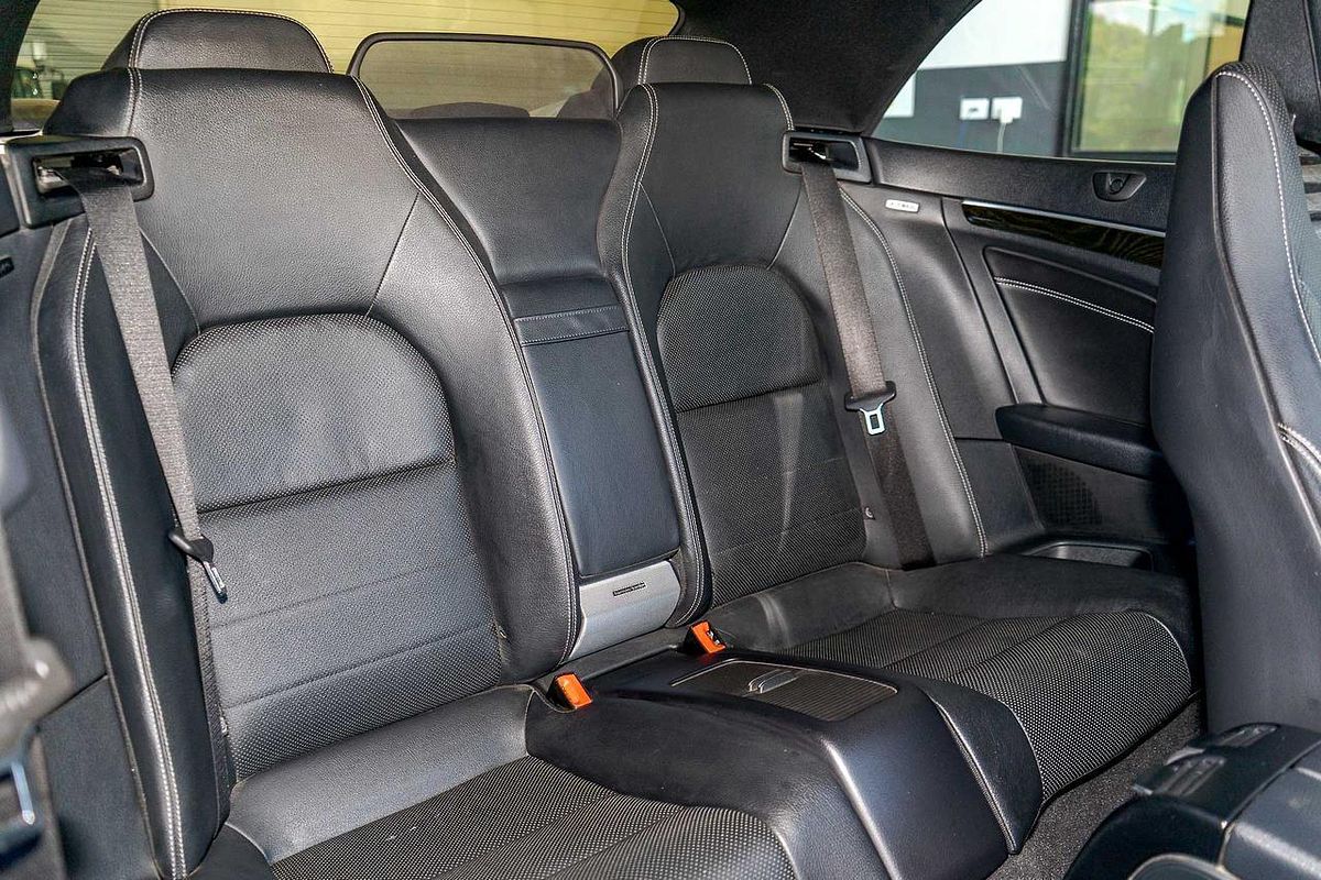 2014 Mercedes-Benz E-Class E400 A207