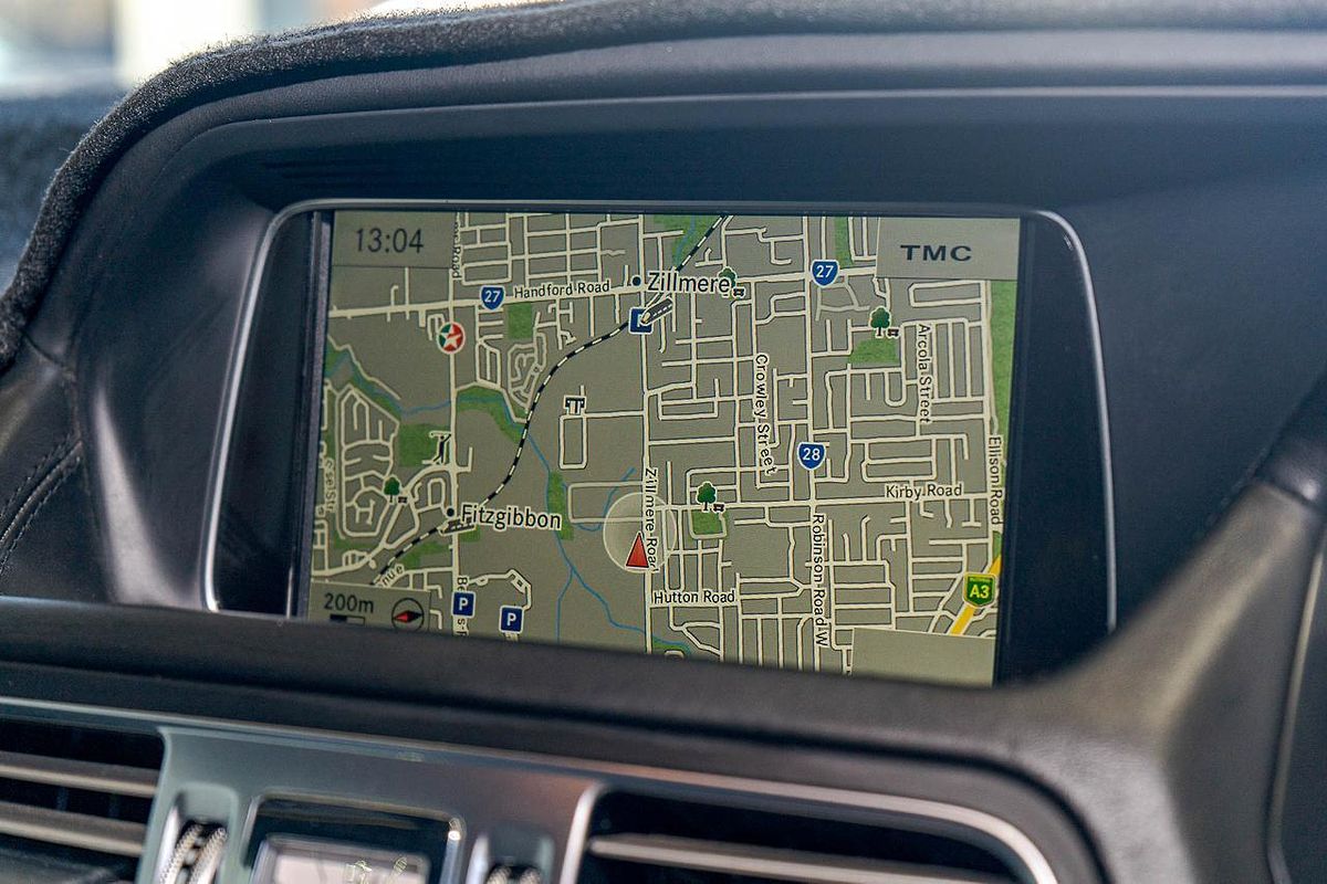 2014 Mercedes-Benz E-Class E400 A207