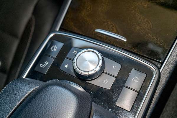 2014 Mercedes-Benz E-Class E400 A207