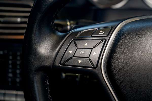 2014 Mercedes-Benz E-Class E400 A207