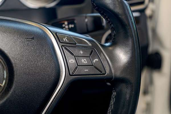 2014 Mercedes-Benz E-Class E400 A207