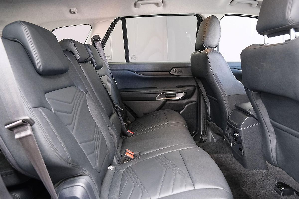 2025 Ford Everest Trend 2.0L