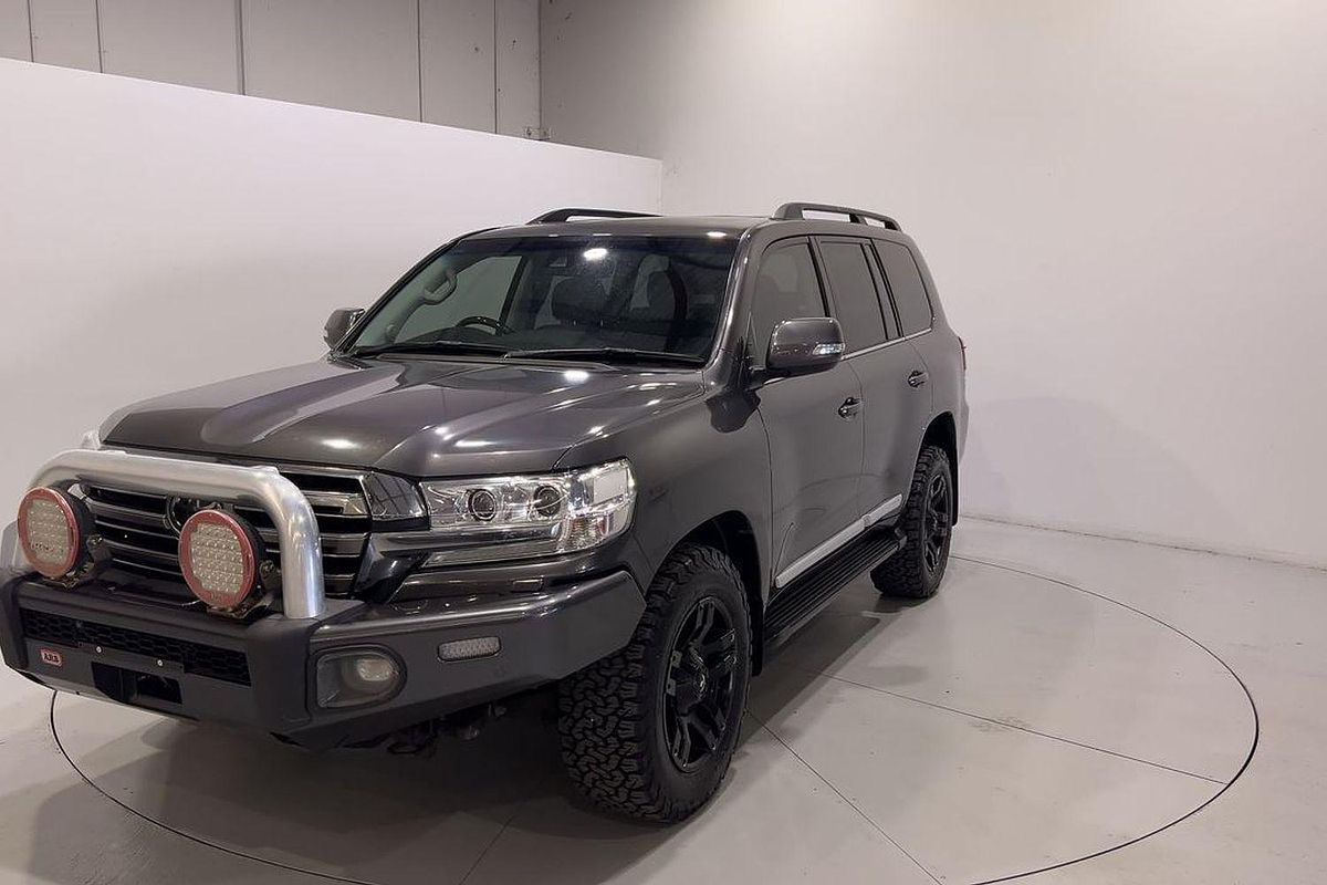 2018 Toyota Landcruiser Sahara VDJ200R