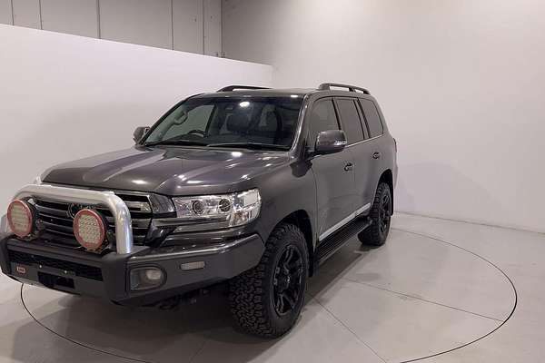 2018 Toyota Landcruiser Sahara VDJ200R