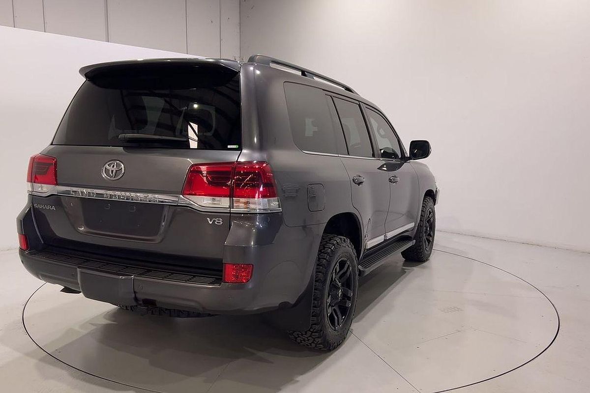 2018 Toyota Landcruiser Sahara VDJ200R
