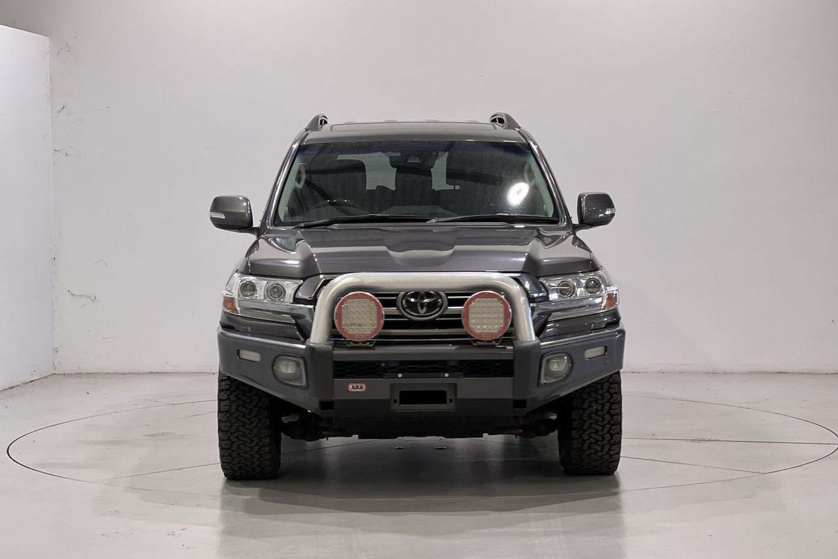 2018 Toyota Landcruiser Sahara VDJ200R
