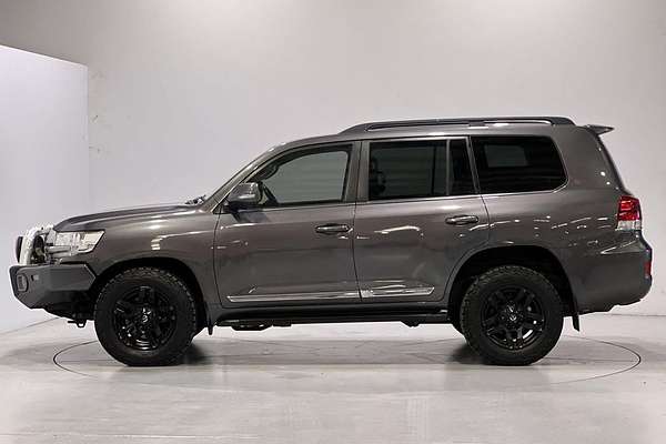 2018 Toyota Landcruiser Sahara VDJ200R