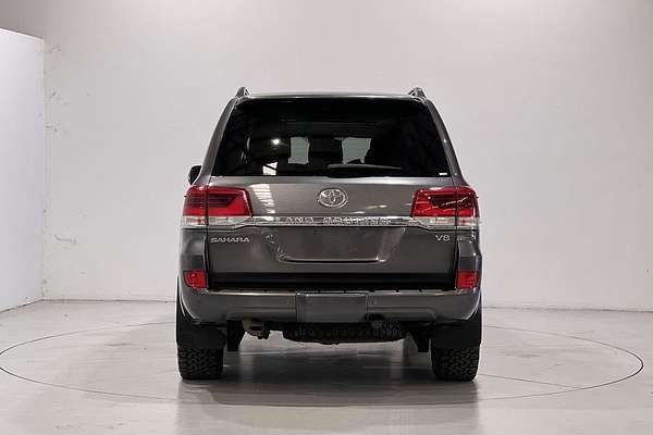 2018 Toyota Landcruiser Sahara VDJ200R