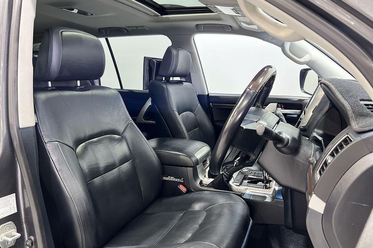 2018 Toyota Landcruiser Sahara VDJ200R