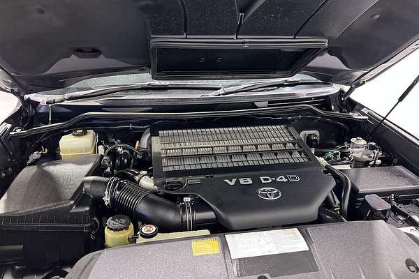 2018 Toyota Landcruiser Sahara VDJ200R