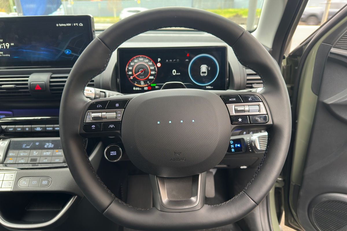 2025 Hyundai INSTER Cross AX.V1