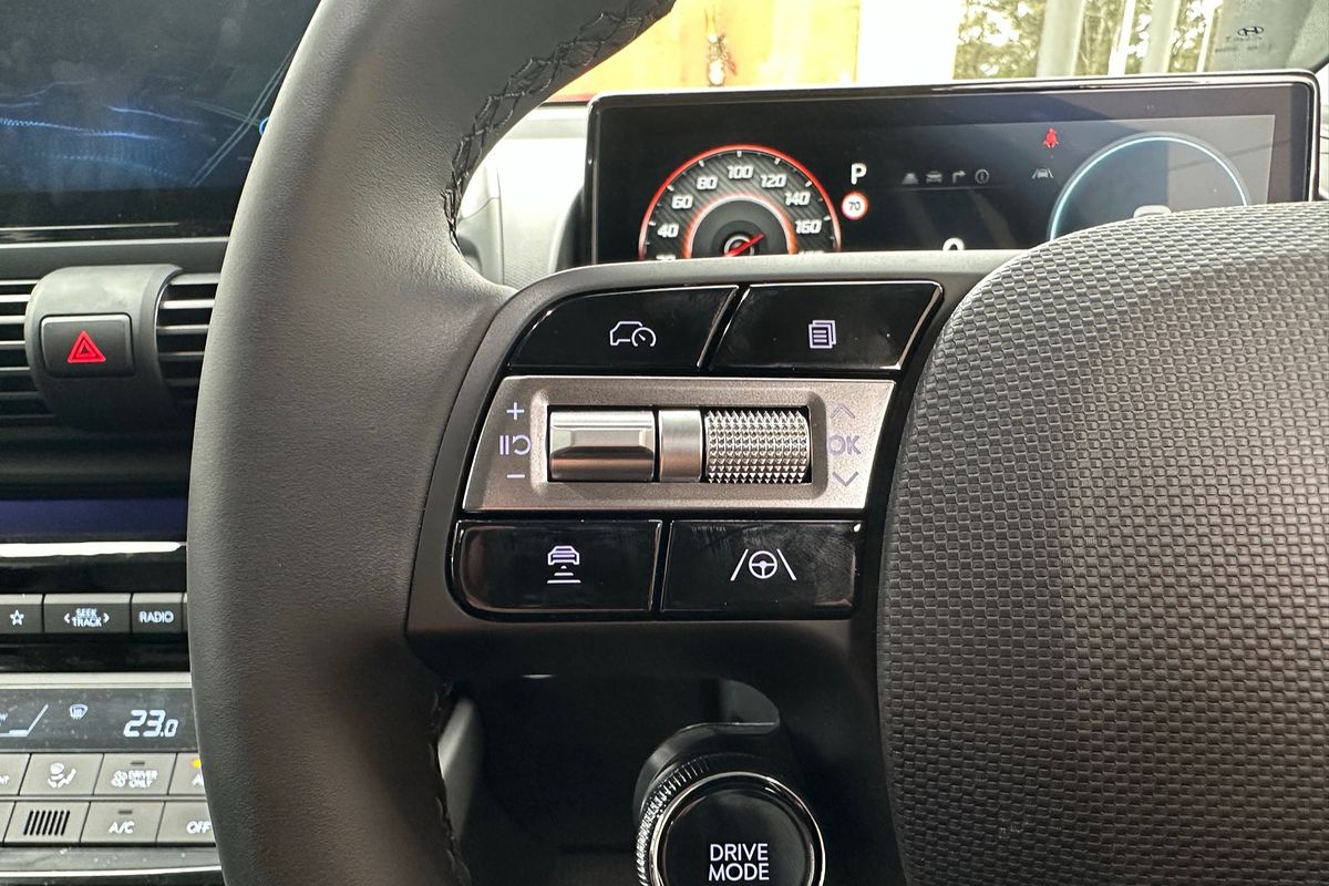 2025 Hyundai INSTER Cross AX.V1