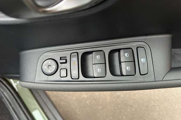 2025 Hyundai INSTER Cross AX.V1