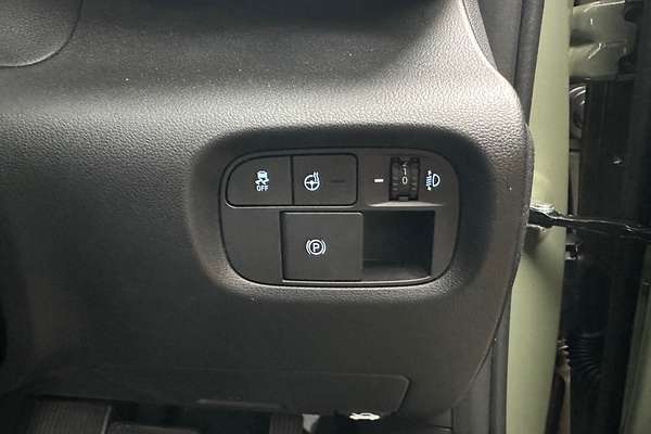 2025 Hyundai INSTER Cross AX.V1