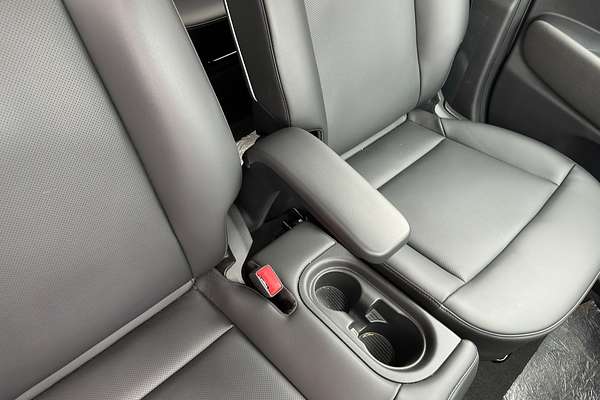 2025 Hyundai INSTER Cross AX.V1