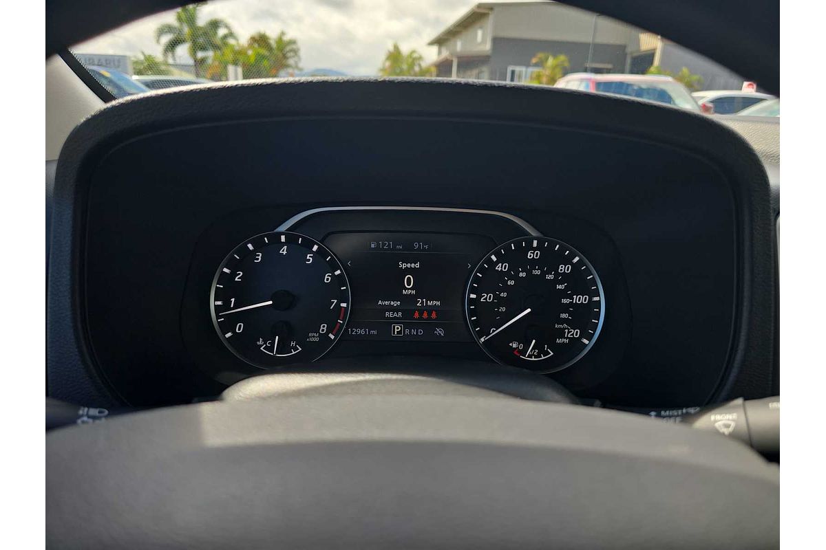 2023 Nissan Frontier SV