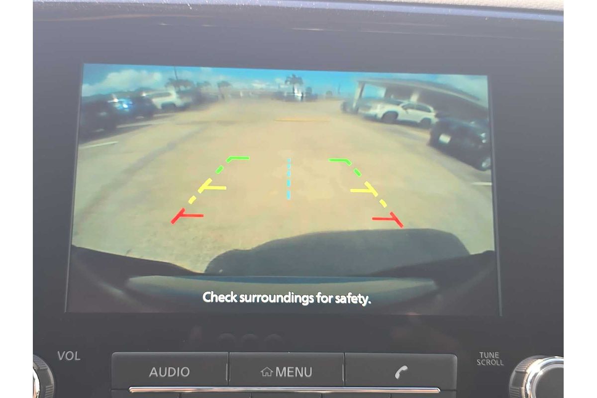 2023 Nissan Frontier SV