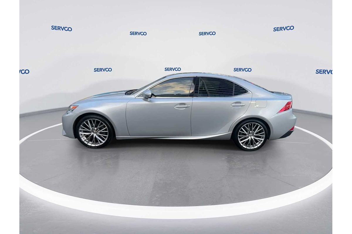 2016 Lexus IS