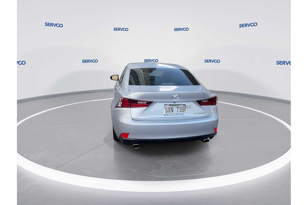 2016 Lexus IS