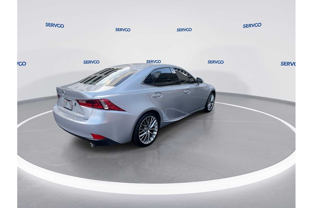 2016 Lexus IS