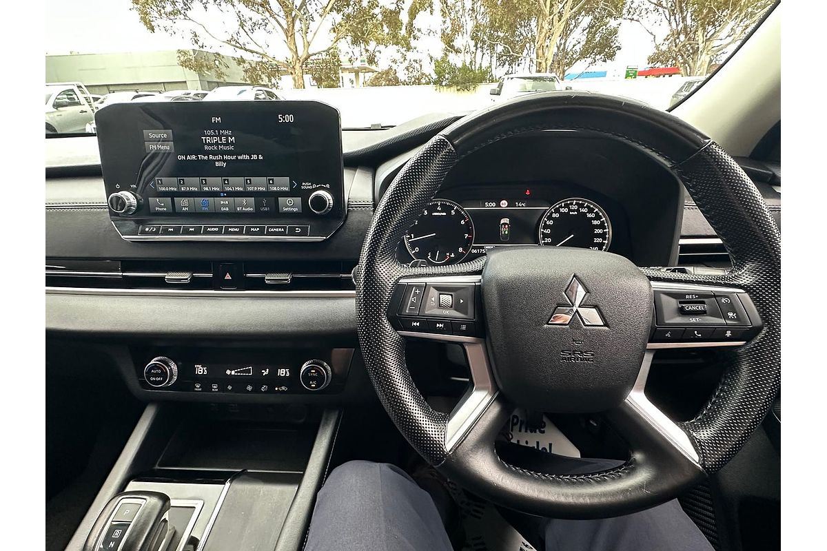 2021 Mitsubishi Outlander LS ZM