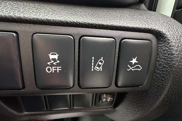 2023 Mitsubishi Eclipse Cross LS YB