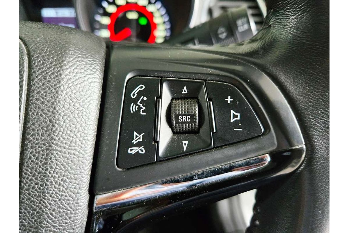 UTE VF II SV6 3.6L V6 MULTI POINT F/INJ 6 SP MANUAL UTILITY 