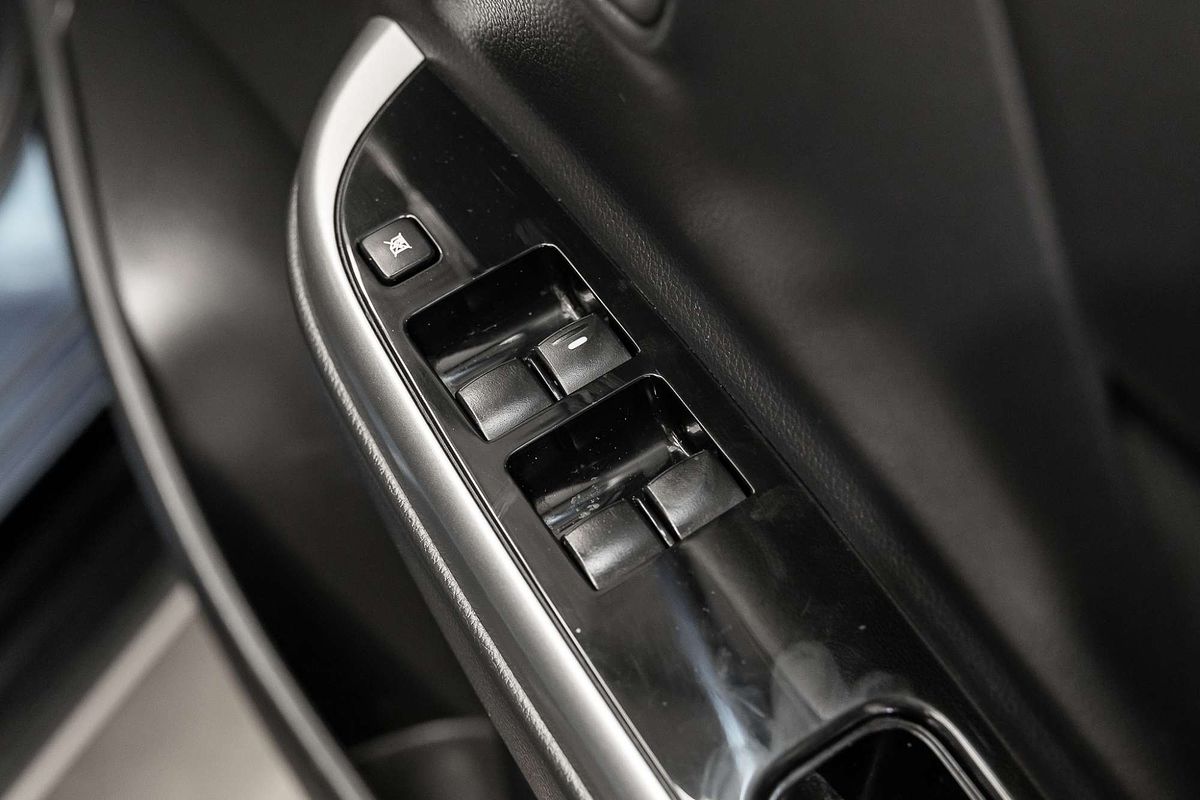 2020 Mitsubishi Triton GLS MR 4X4