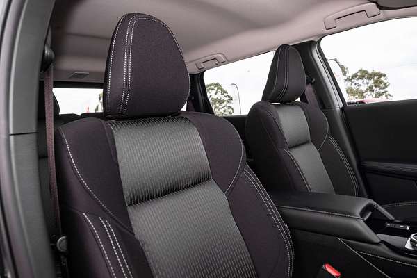 2025 Mitsubishi Outlander ES ZM